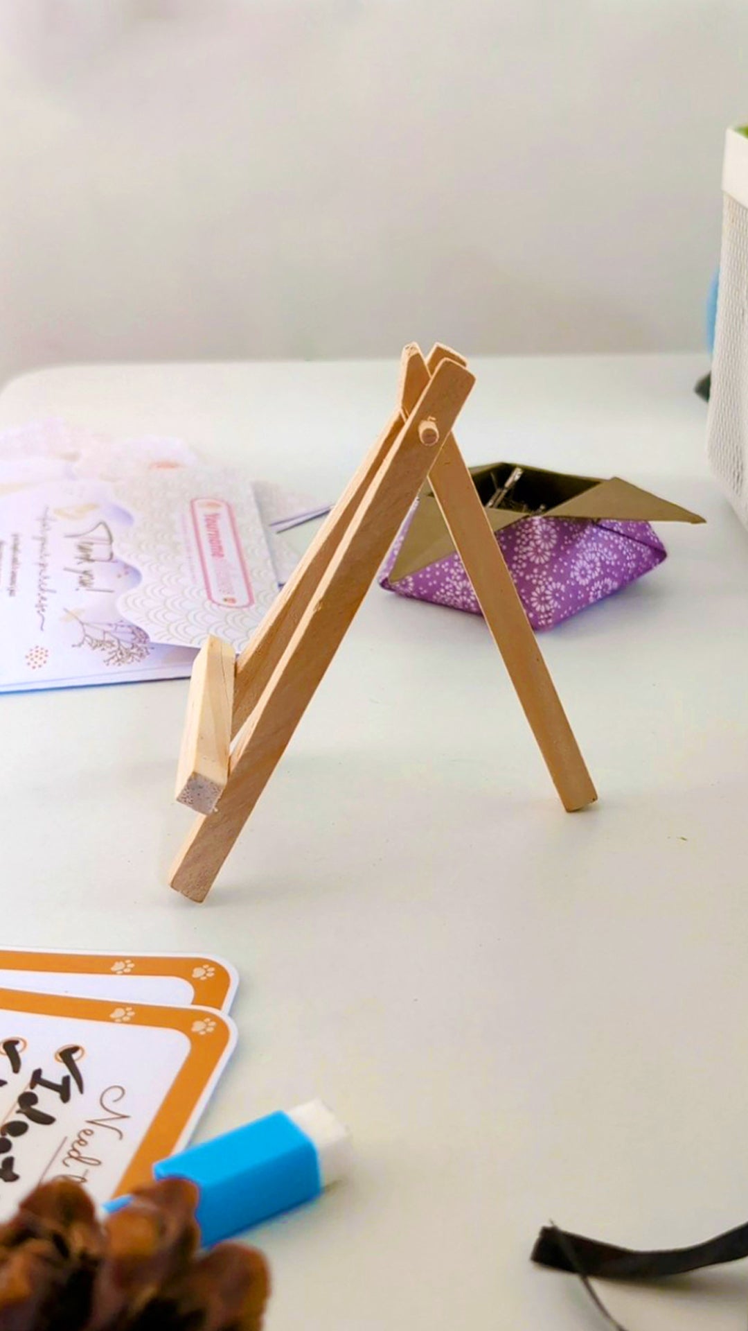 2026 Flower Desk Calendar | Illustrated Birth Flowers, Wooden Easel & Erasable Marker